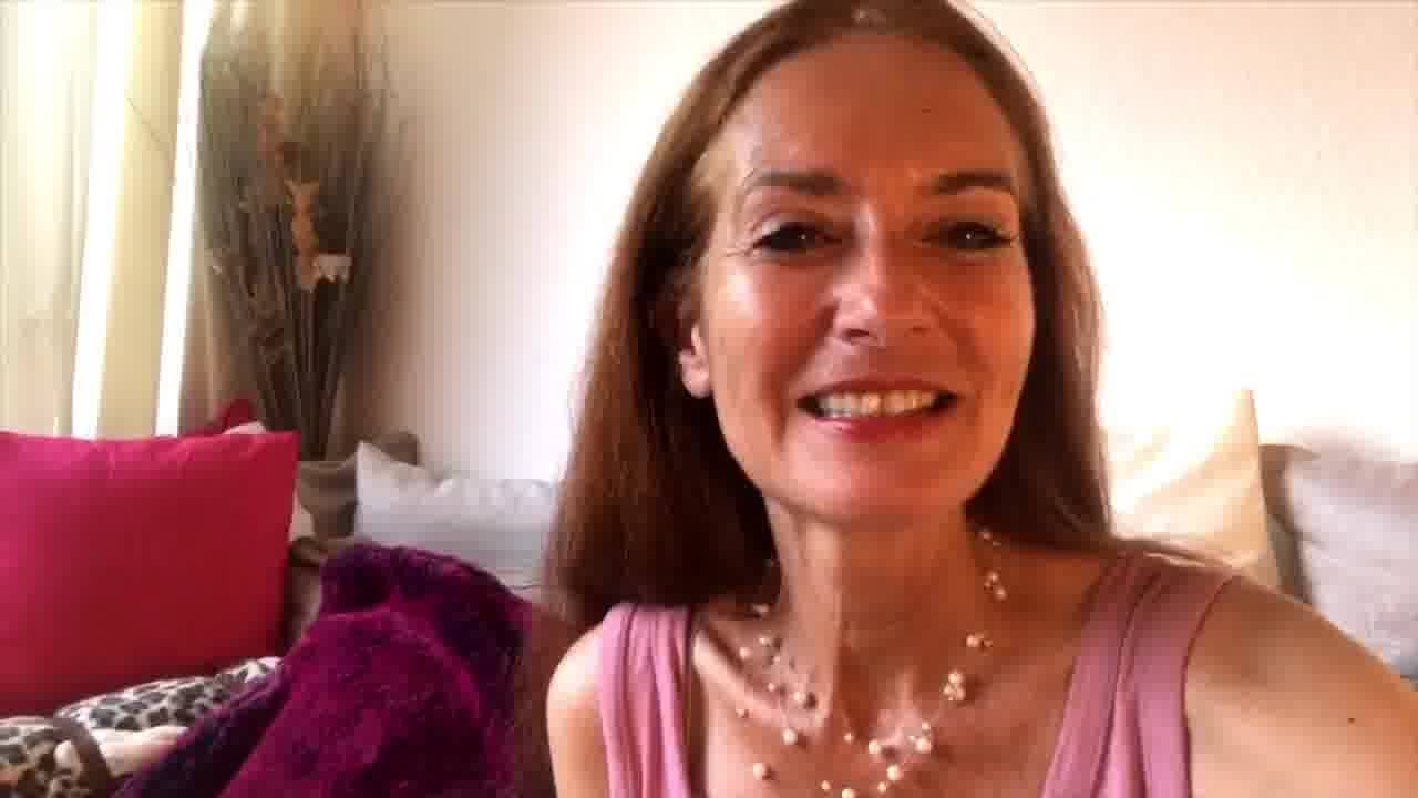 tarot de marseille, affirmations de soi, apprendre le tarot, école de tarot, arcane majeur, Hélène Scherrer, pratique du Tarot, ClairConscience, intuition, confiance en soi, clairvoyance, perceptions extra-sensorielles